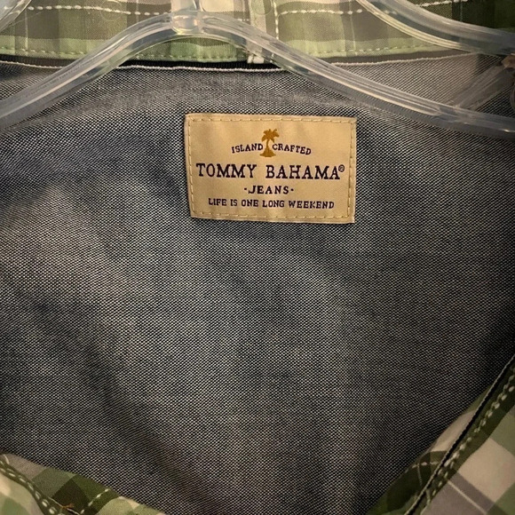 Tommy Bahama Jeans Plaid Short Sleeve Button Up Shirt Size XL - Picture 3 of 8
